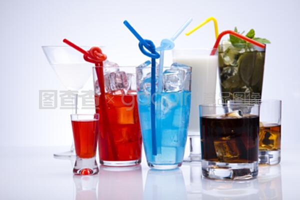 成套酒精飲品 品味與文化的完美融合